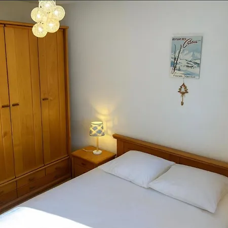 Bright With Balcony Views Of Mont Blanc Parking * Chamonix