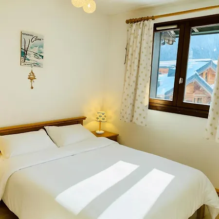Bright With Balcony Views Of Mont Blanc Parking Appartement
