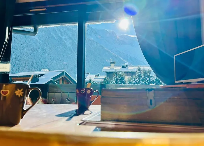 Апартаменты Bright With Views Of Mont Blanc