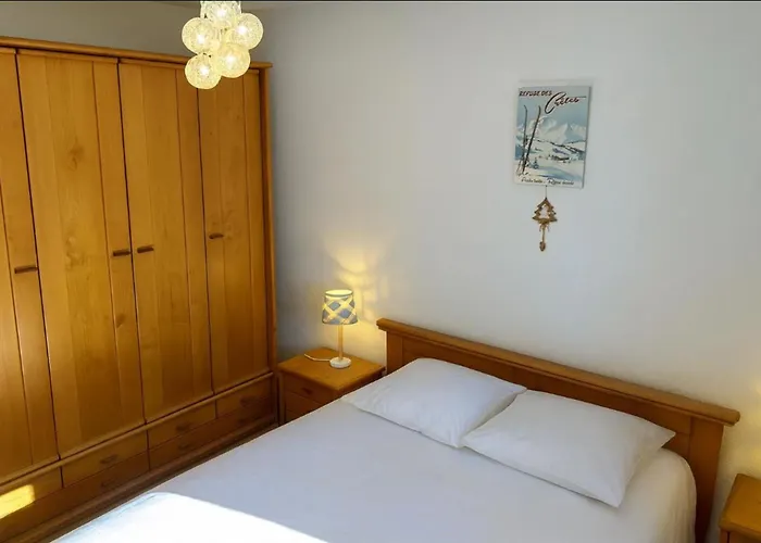 Bright With Views Of Mont Blanc * Шамони