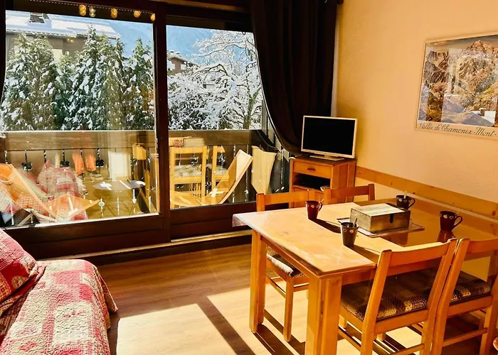 Апартаменты Bright With Views Of Mont Blanc *